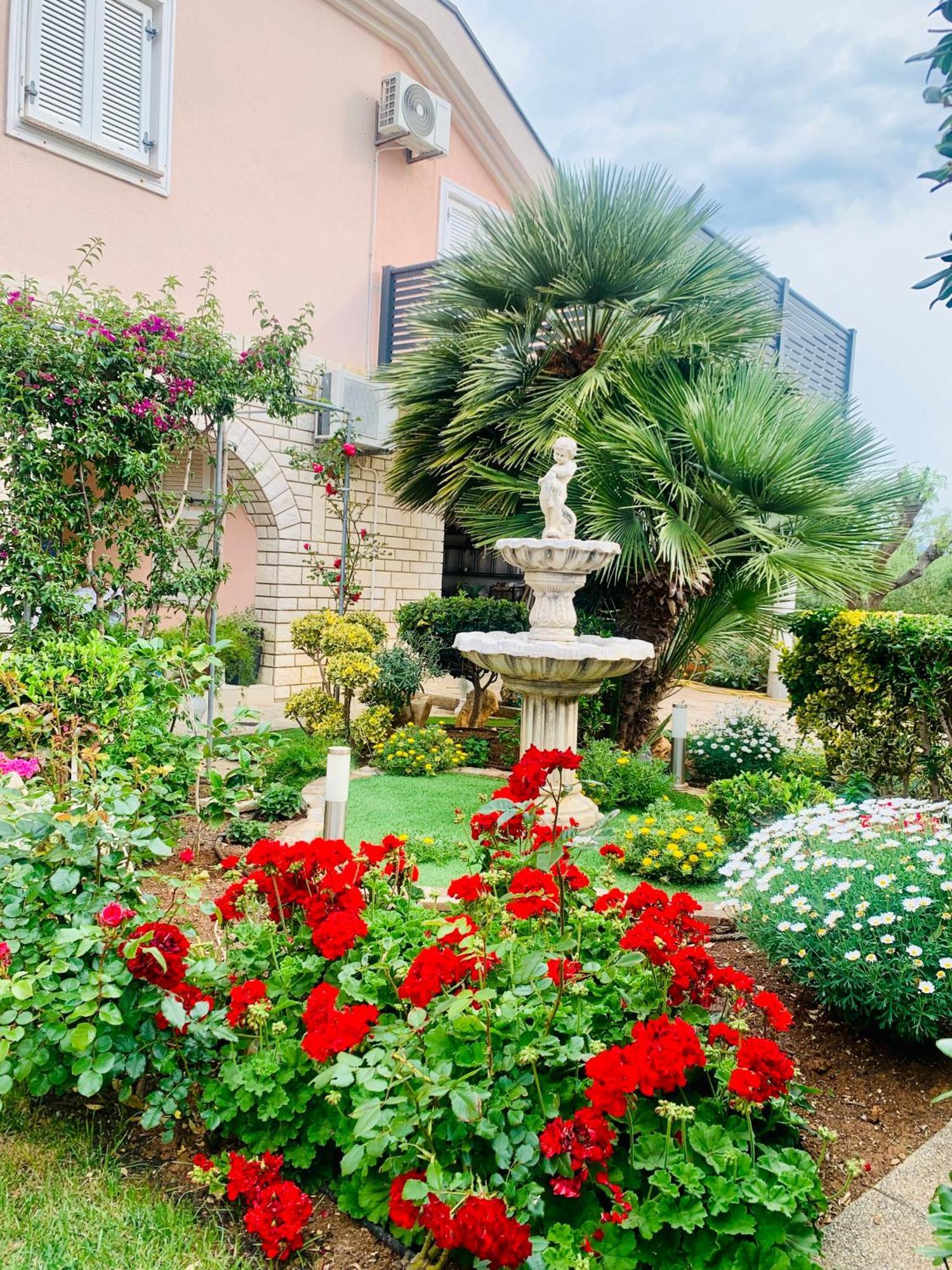 Apartments Barbara 111 วีร์ ภายนอก รูปภาพ
